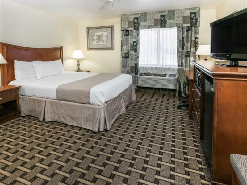 Hotel Baymont By Wyndham Arlington At Six Flags Dr Exterior foto