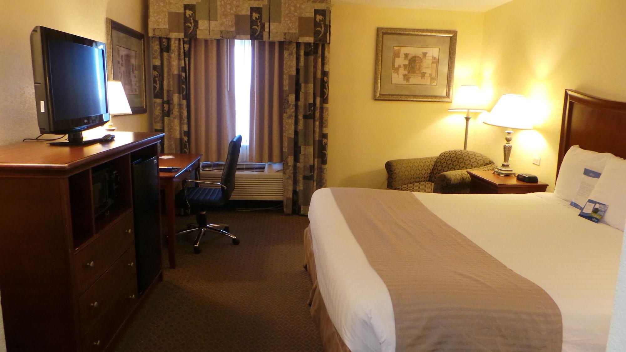 Hotel Baymont By Wyndham Arlington At Six Flags Dr Exterior foto