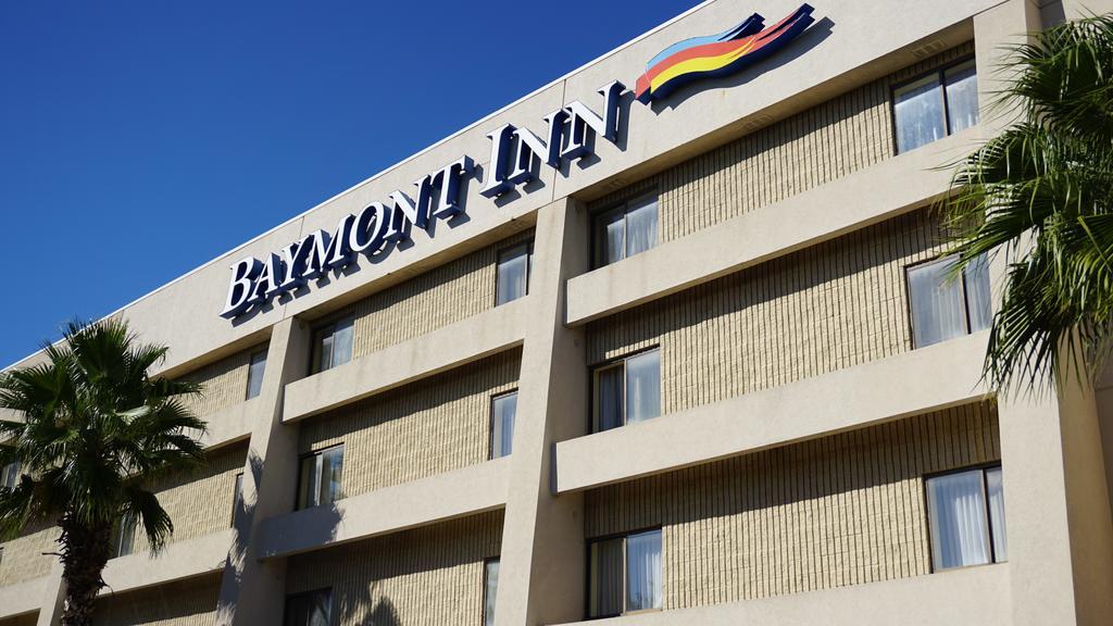 Hotel Baymont By Wyndham Arlington At Six Flags Dr Exterior foto